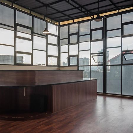 Reddoorz Plus Near Semanggi Jakarta Exterior photo